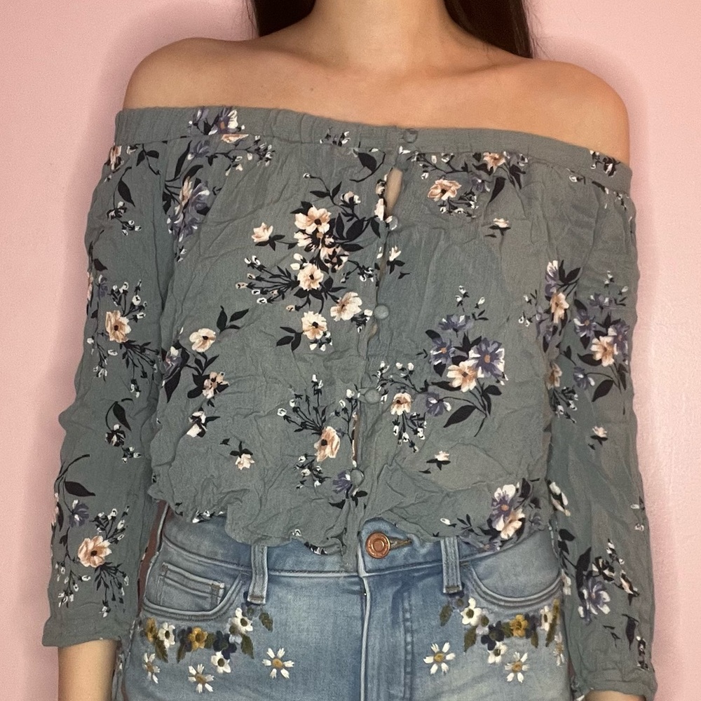 Kendall & Kylie Floral Crop Top